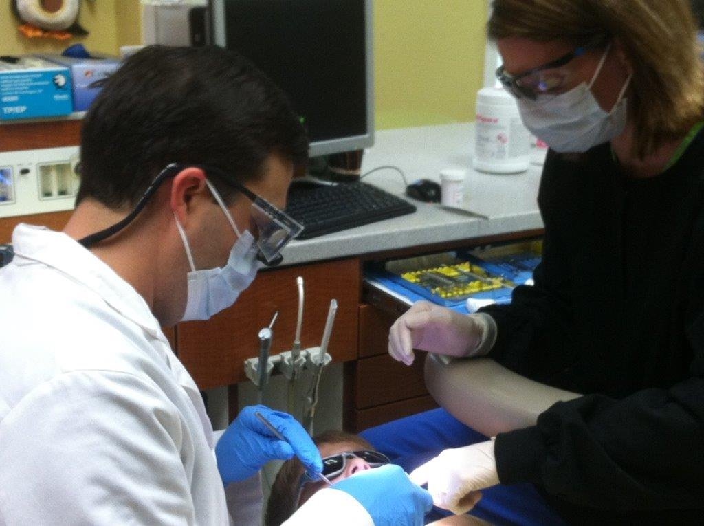 What Can Unlicensed Dental Assistants Do in Tennessee? Image